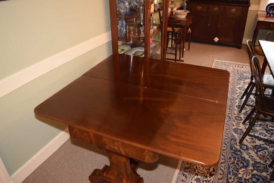 Empire Serving Table
