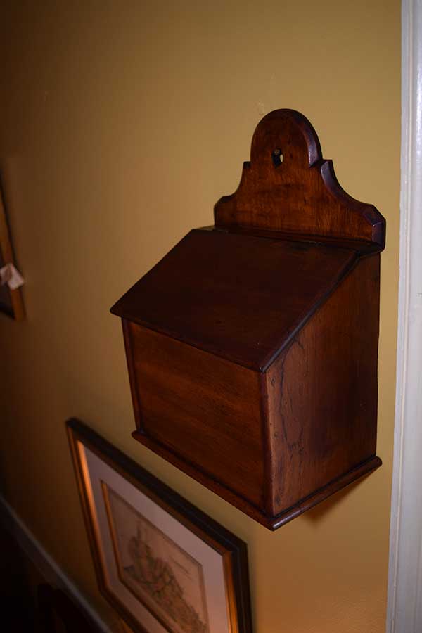 Hanging Candle Box