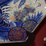 Large Fan Platter Featuring a Crawfish