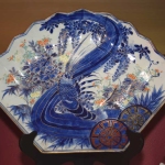 Large Fan Platter Featuring a Crawfish