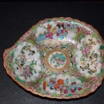 Rose Medallion Leaf Dish
