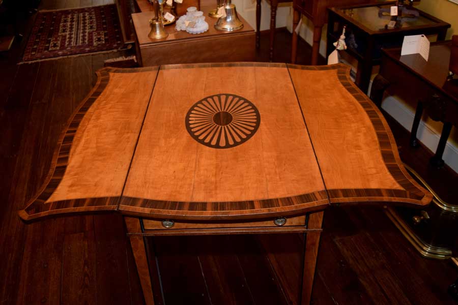 Rosewood Banded Pembroke Table
