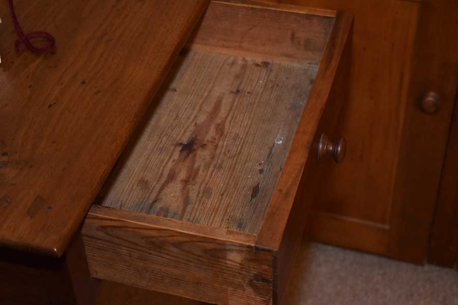 Southern End Table