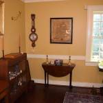 Upstairs : Hallway to Downstairs